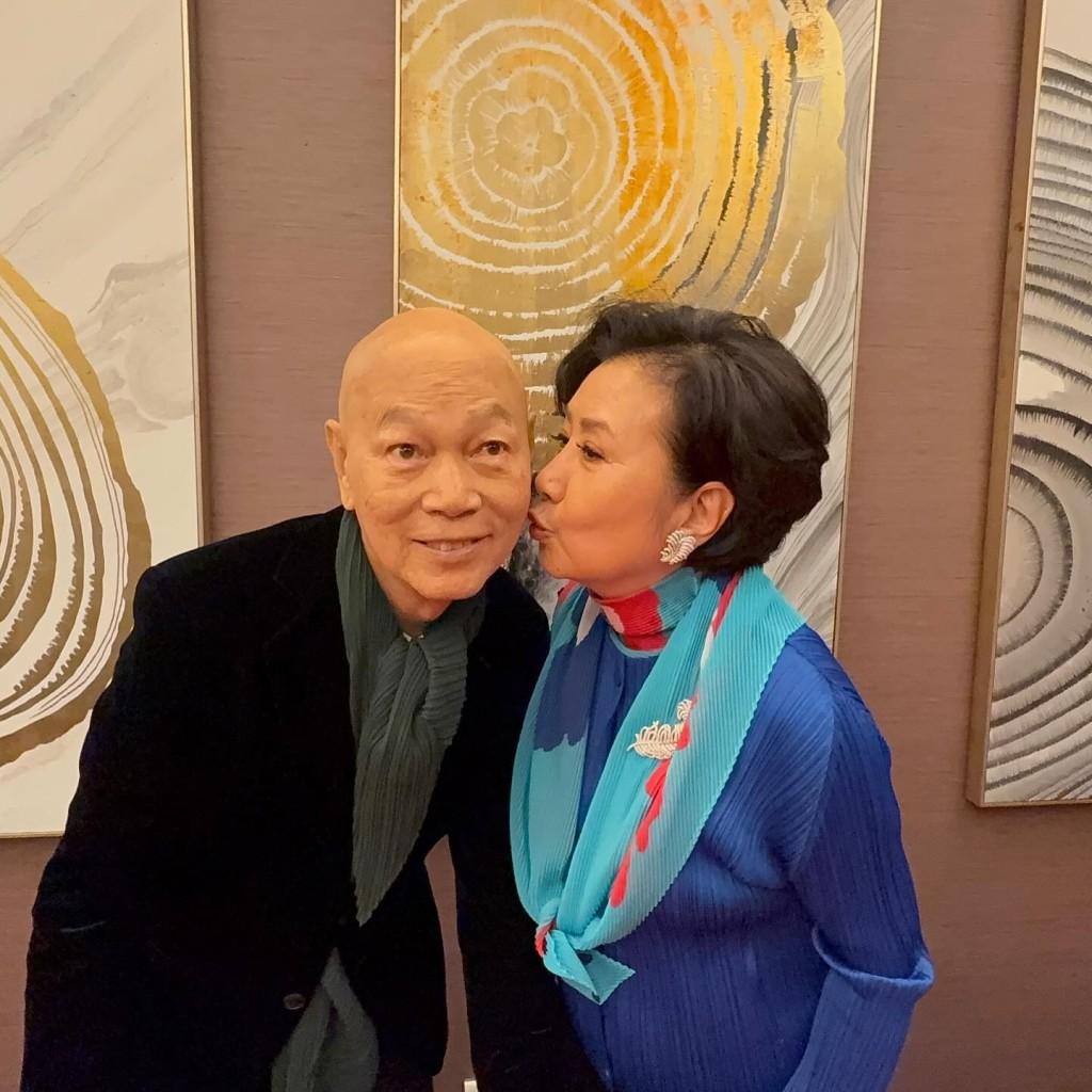 现年78岁的香港资深艺人罗家英近日迎来79岁生日，其妻汪明荃在社交平台晒出甜蜜庆