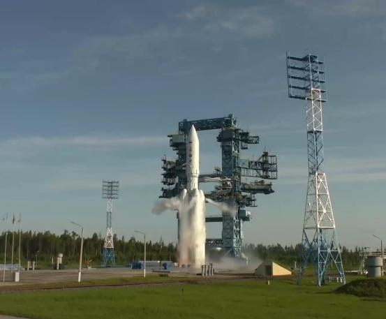 说起俄罗斯载人上天，靠的全是一款老飞船撑场面，一用就是好几十年，设备再耐用也该更