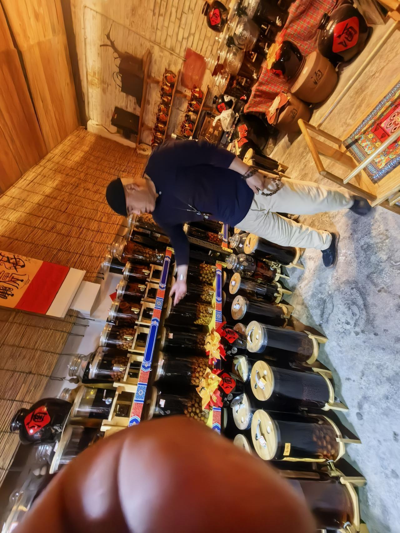 控糖，成了现代人餐桌上的头等大事。走进超市，货架上琳琅满目的“零糖”饮料、“无糖