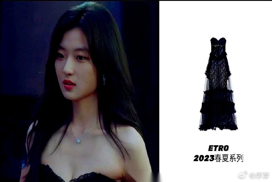 剧里一件7万4的黑礼服，直接把孙千推上了内娱的升咖牌桌。 早春晴朗里她踩着高跟鞋