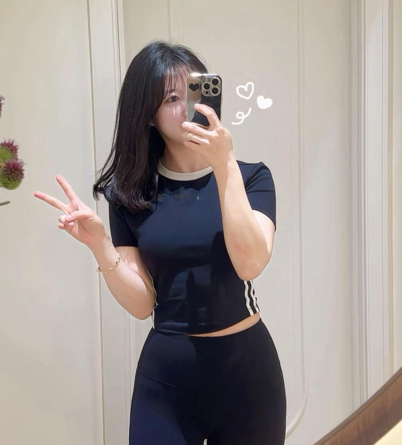 普拉提女孩👧黑色系穿搭☕️日常随拍📷。일상이 두배로 바쁘게 💪🏻2호점