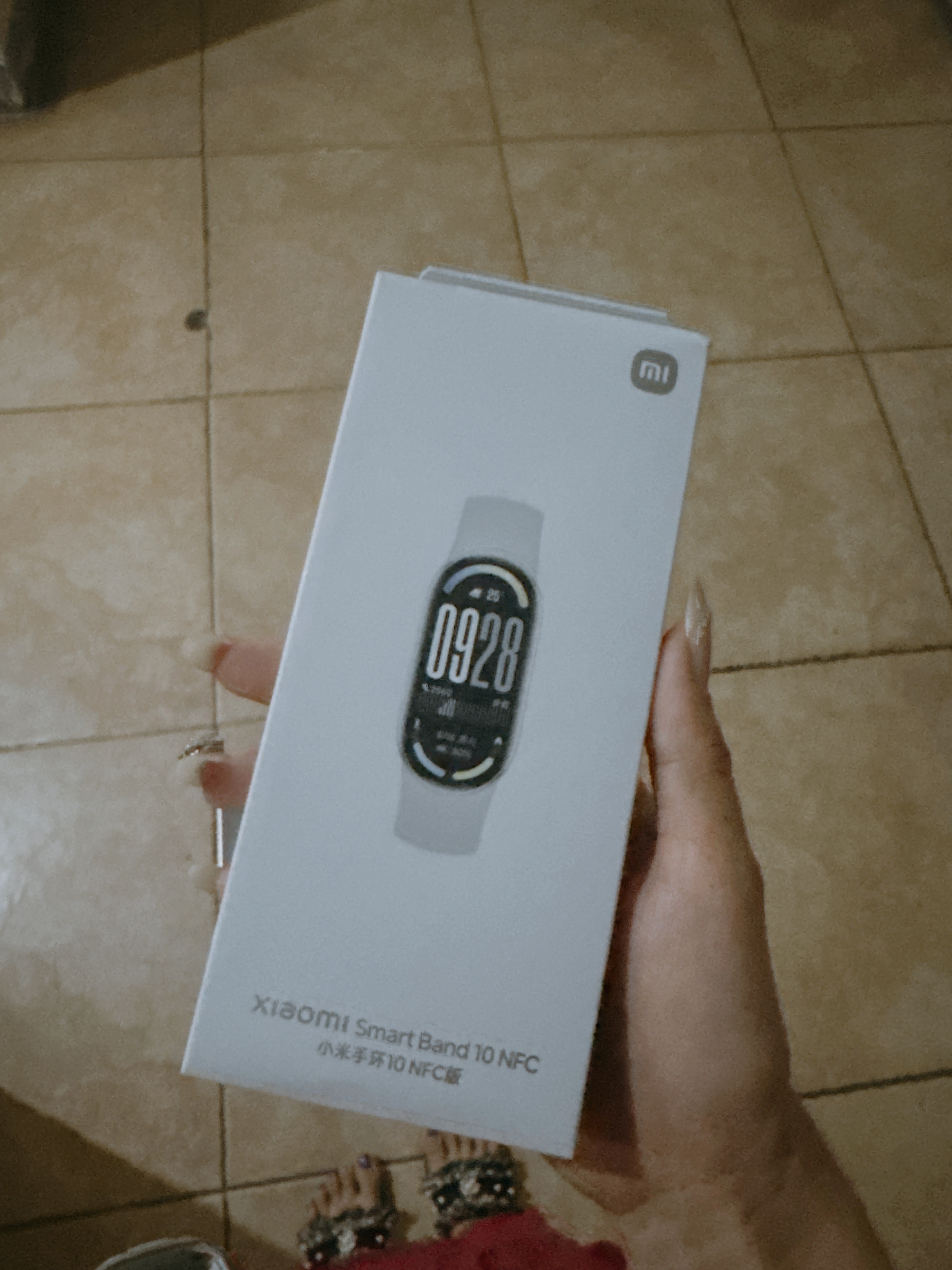 我买的小米手环到了！！！因为我一直觉得自己心跳有问题！有时候觉得太快了还有运动量