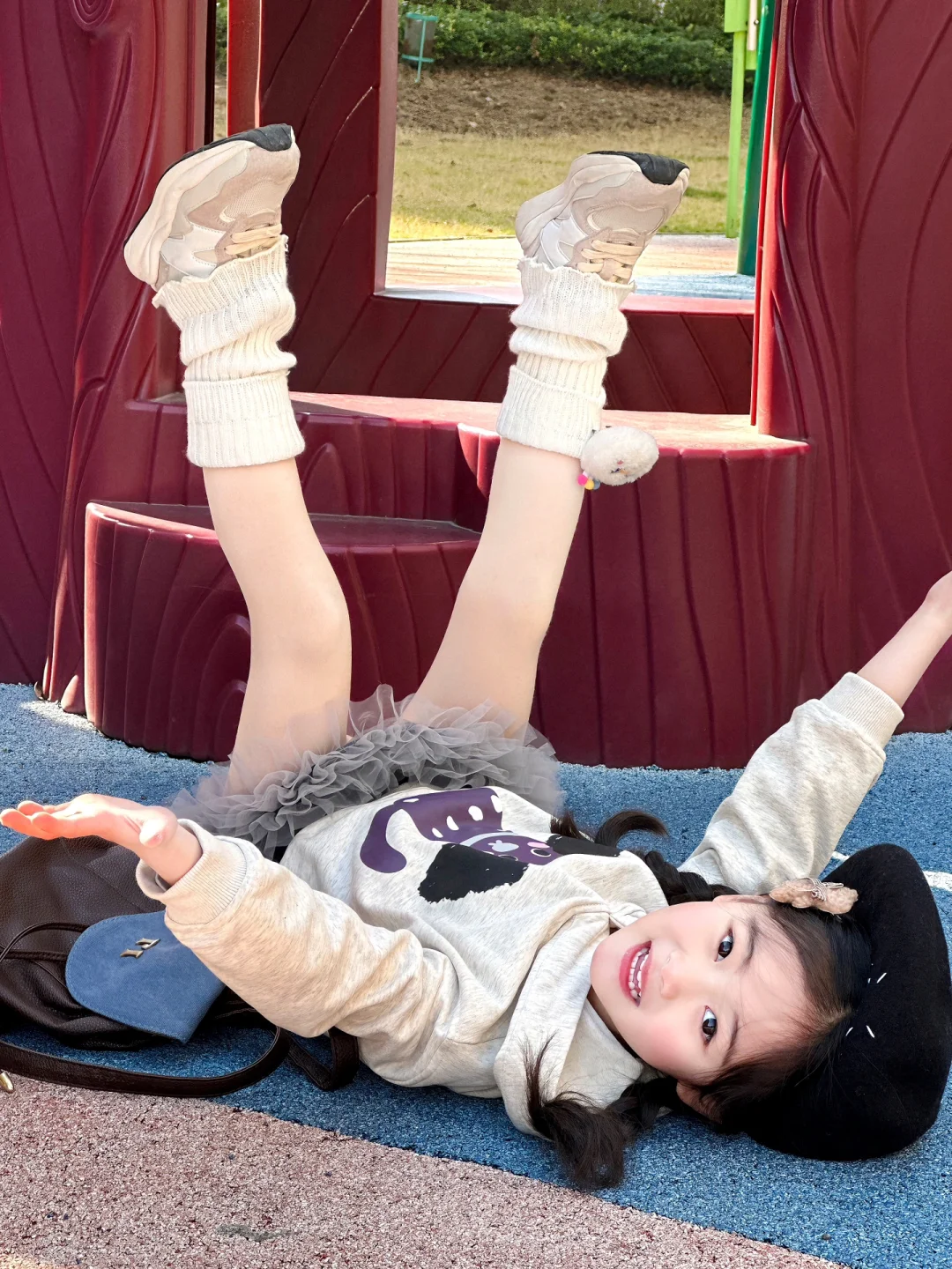 姿势越怪 拍照越可爱～