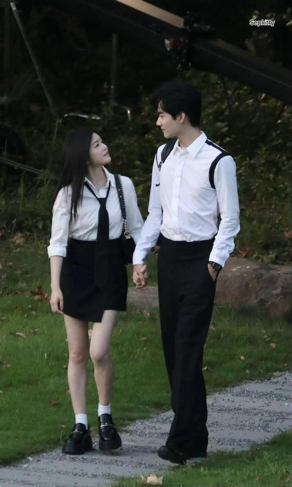 谁被周柯宇的双面演技惊艳到了？对着姐姐是纯情示弱的小狗，转身就露出血性占有欲，醉