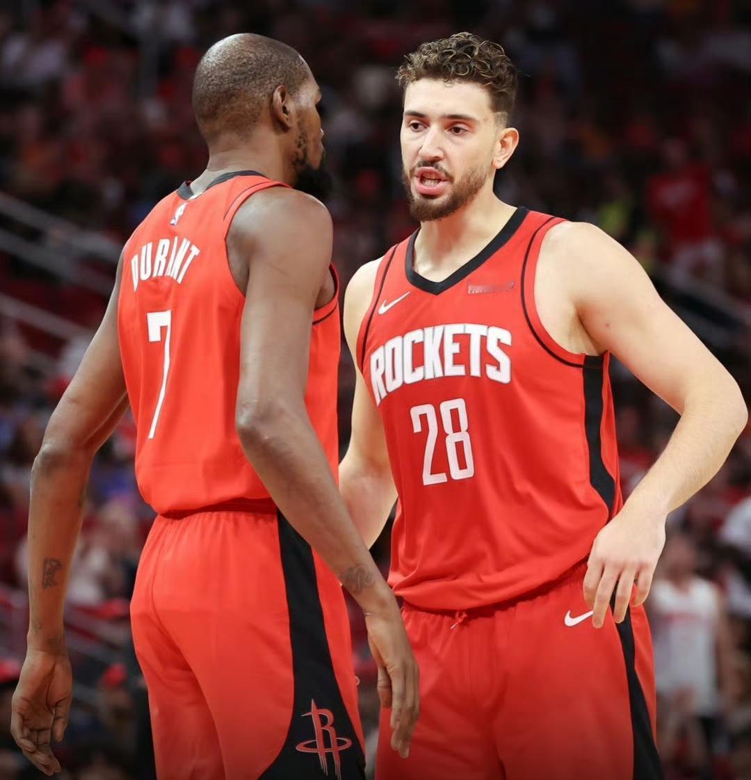 杜兰特打得真硬！上赛季像这样焦灼的比赛，火箭队是很难取胜的，而本赛季拥有杜兰特后