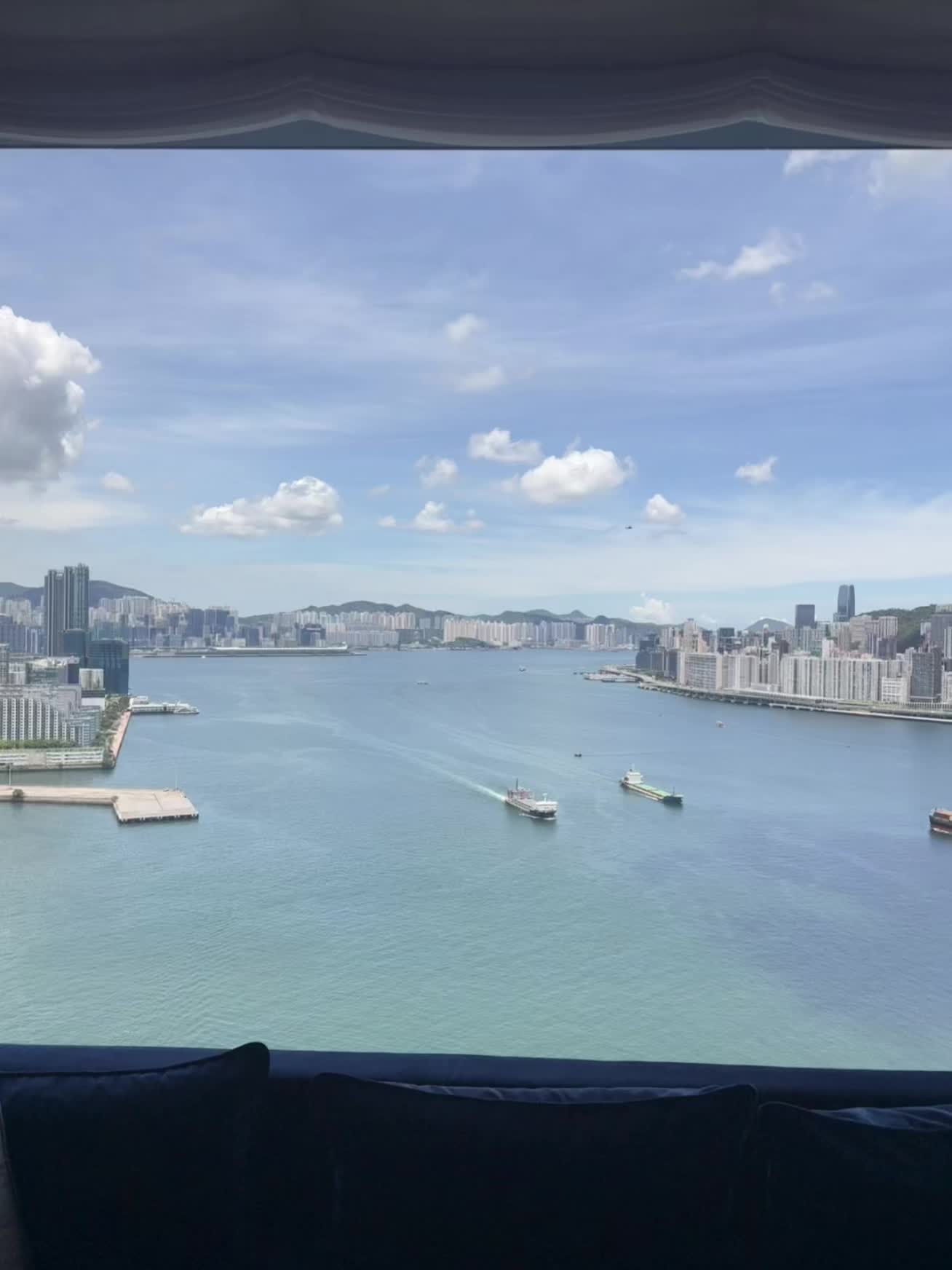 困成🐶 这时差 一觉睡醒这个点