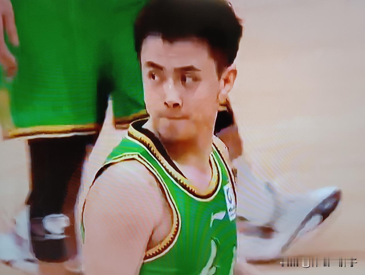 赵继伟的杆子是真硬啊，辽宁队还是要看赵继伟啊!CBA首席一号位还是赵继伟啊！继伟