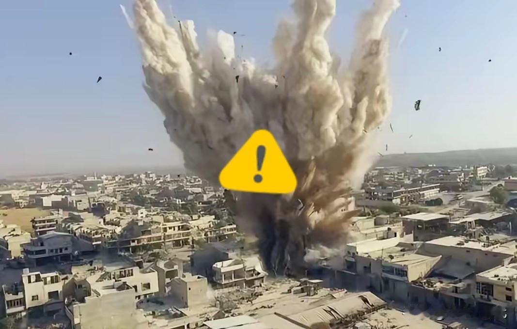 情况失控！榛树导弹击中利沃夫仅数小时，英法德三国领导人火速连线，捷克外长车厢里刚