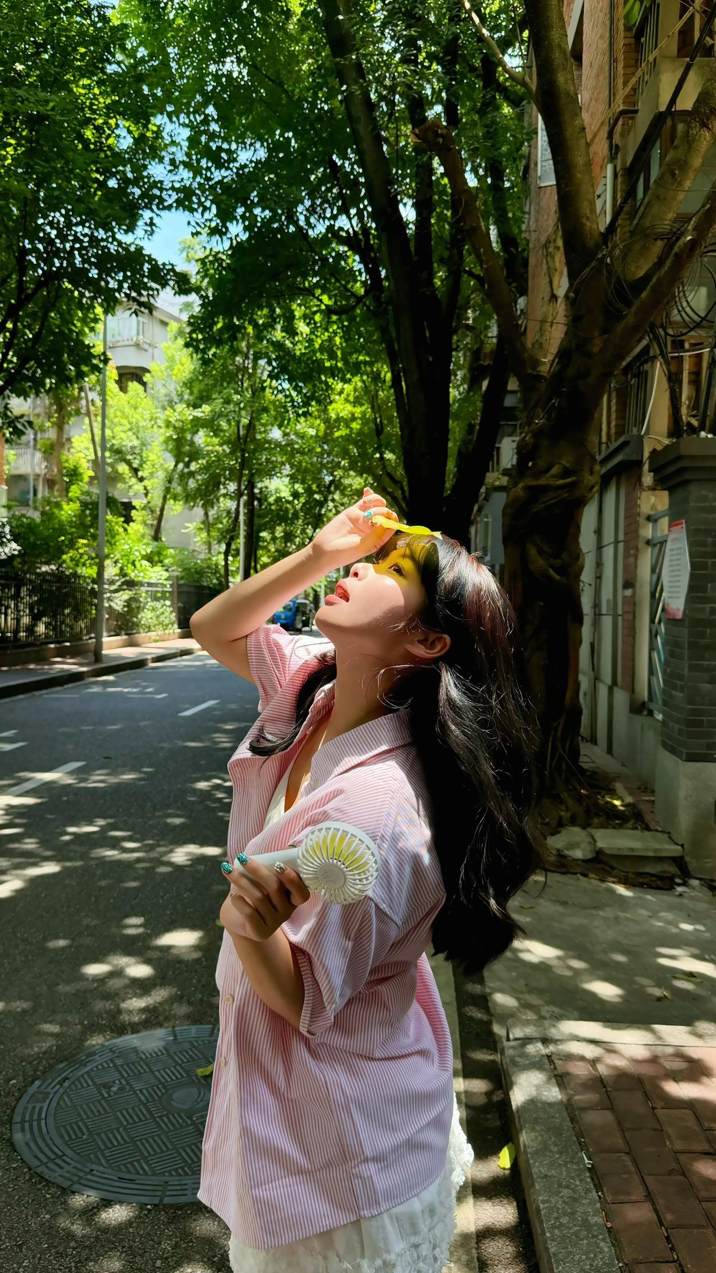 暗恋像一颗颗的青梅果