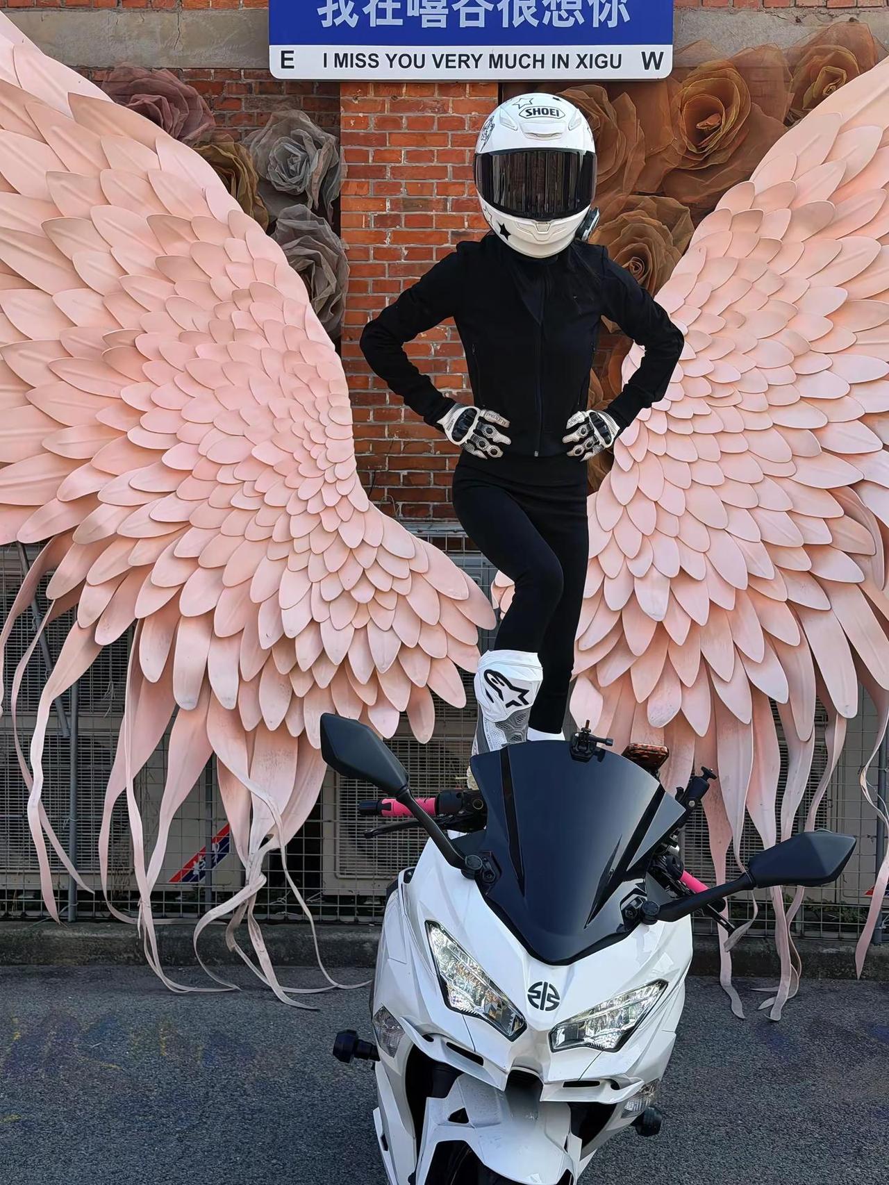 好久没发摩托了～机车 机车日常 爱布布R