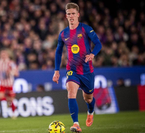 奥尔莫在周二对阵马德里竞技的比赛中左肩脱臼。经过检查，决定采取保守治疗方案。恢复