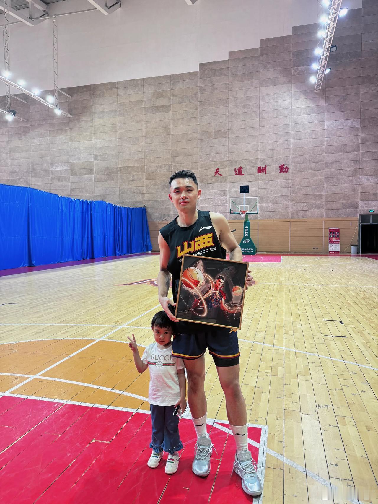 原帅张宁凭借实力将自己打回国家队！
上一场原帅和张宁表现的非常差，两个仁被不少球