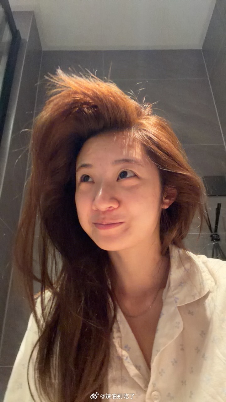 诶？这位小姐 