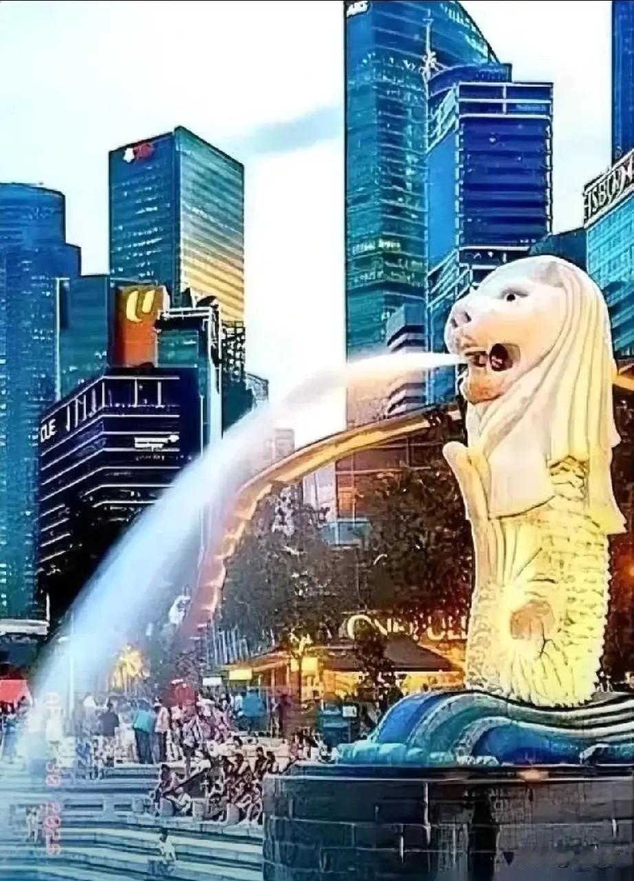 新加坡有条规矩，狠得让人后背发凉。
它不问一个官员收了谁的钱，也不在乎饭局上谁给