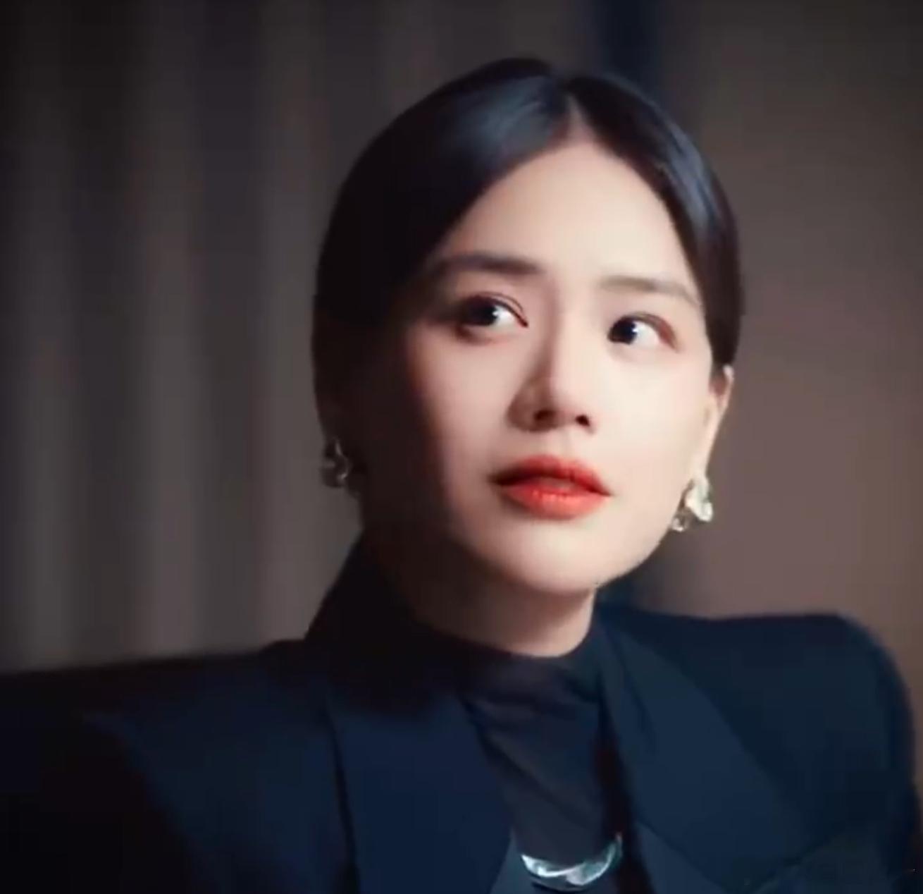 马思纯新剧美得好权威 最近被马思纯新剧刷屏了！她在新剧里的美，是那种上位者独有的