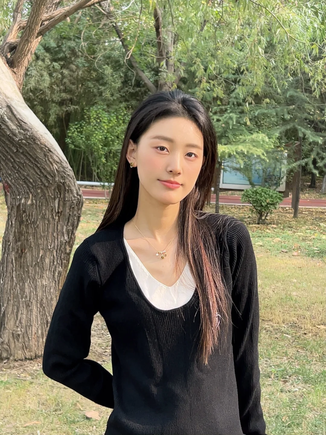 今天阳光超好～💛🖤