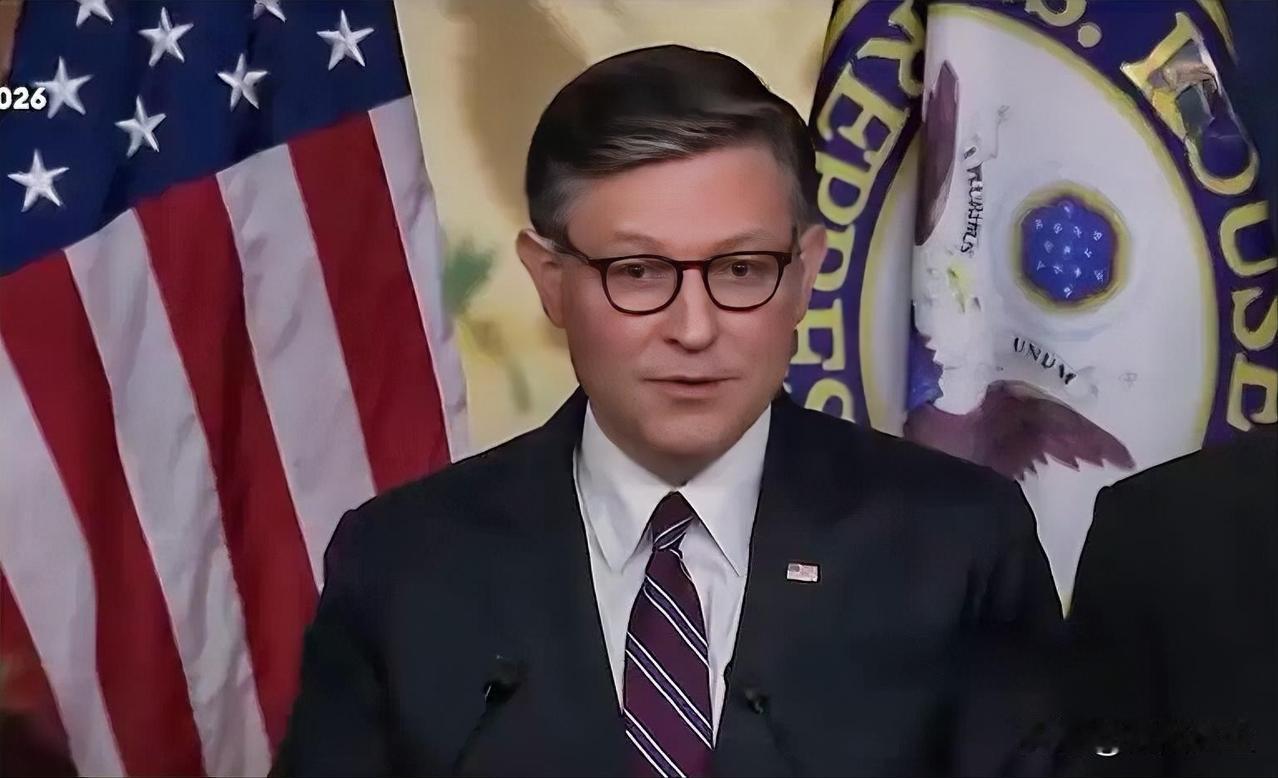 美国众议院议长迈克·约翰逊反驳国务卿鲁比奥曾提议美国“购买格陵兰岛和派兵到格陵兰