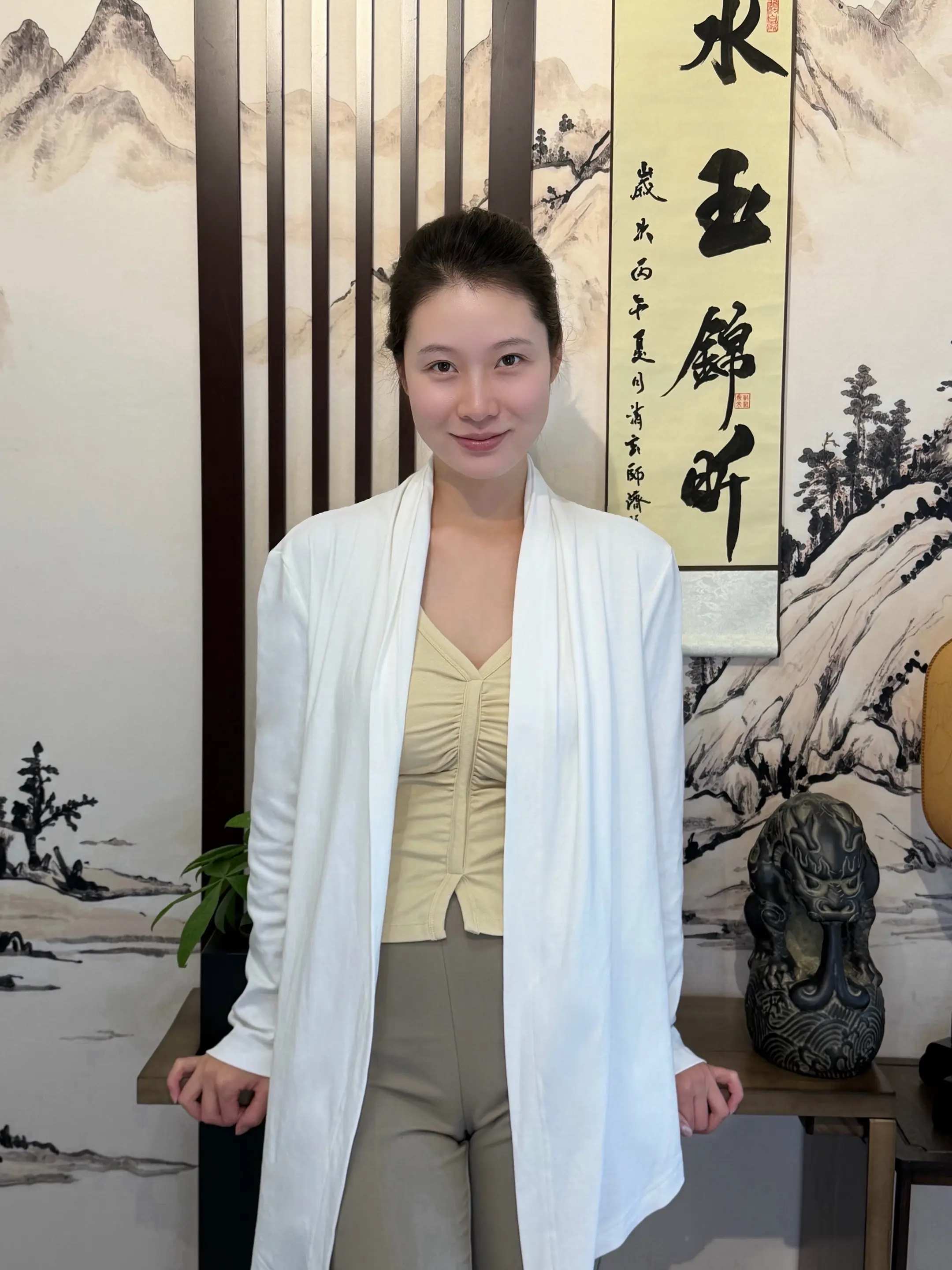 姑娘好好修  容貌会变 身姿会变   磁场会变命运也会变 万法皆空   因果不空