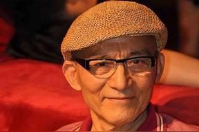 “济公”游本昌去世了。
这样一位优秀的表演艺术家离世，当然是很遗憾的事。
不过，