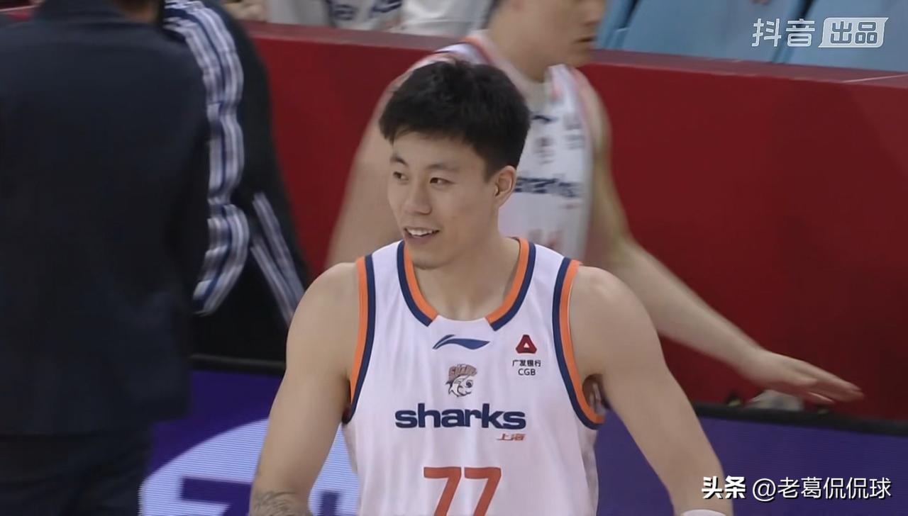 上海久事巨星张镇麟的抢断能力真是太恐怖了！在今天上海久事客场以110：89大胜长