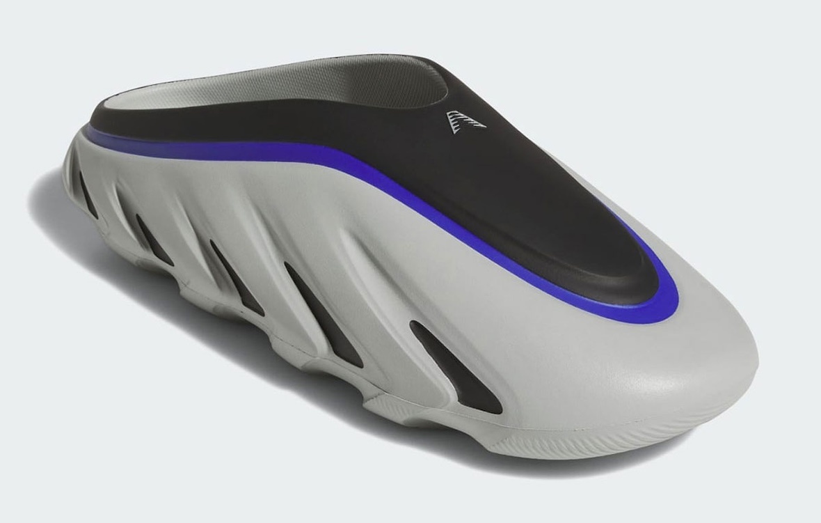源自adidas AE3的华子新拖鞋可能会在2026年10月上架 