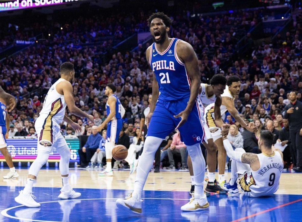 NBA常规赛2月1日将进行6场比赛。火箭与独行侠展开本赛季第4次德州内战，杜兰特