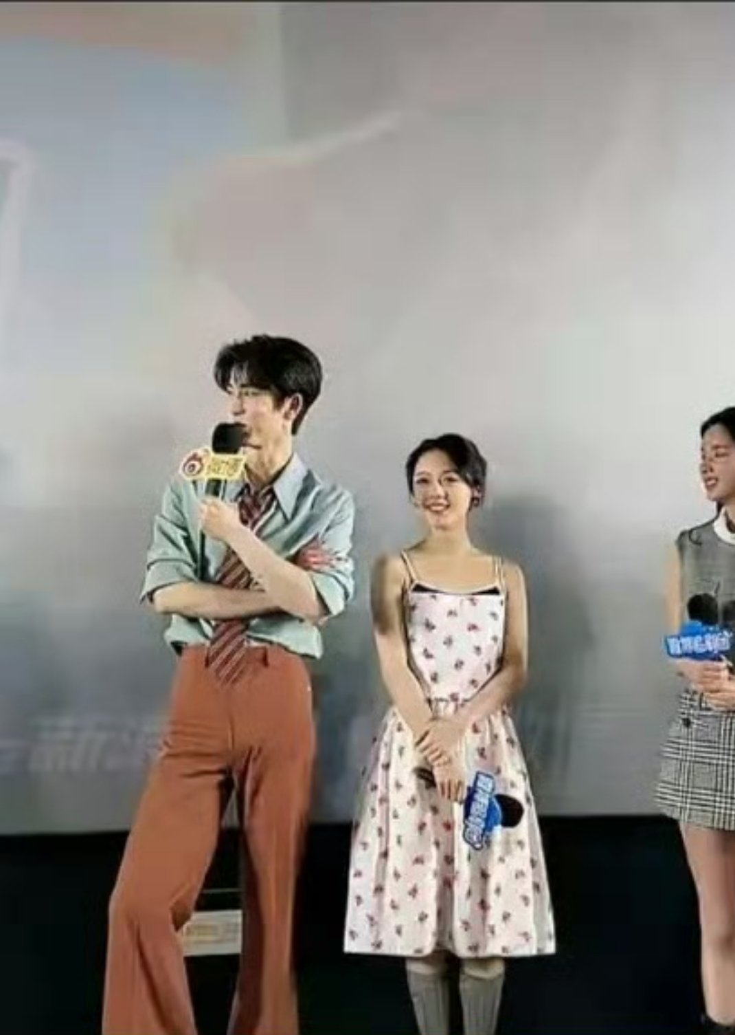 樱桃琥珀直播赵今麦的造型师在想什么 ​​​