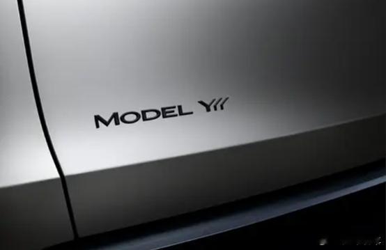 6座贴着理想i8定价，特斯拉Model Y L上市，升级了个寂寞8月19日，特斯