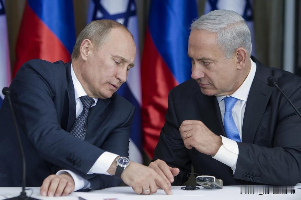 普京和内塔尼亚胡今天通了电话。

他们讨论了中东紧张局势和伊朗问题。

据克里姆