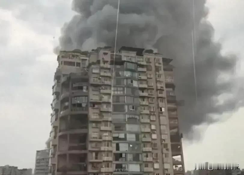 7月17日，四川省自贡市发生重大火灾，目前已经造成16人遇难，据悉事故原因系施工