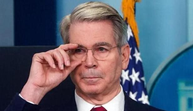 就在美军把过万名士兵压向霍尔木兹海峡，甚至指名道姓要制裁中资银行的关口，一份来自