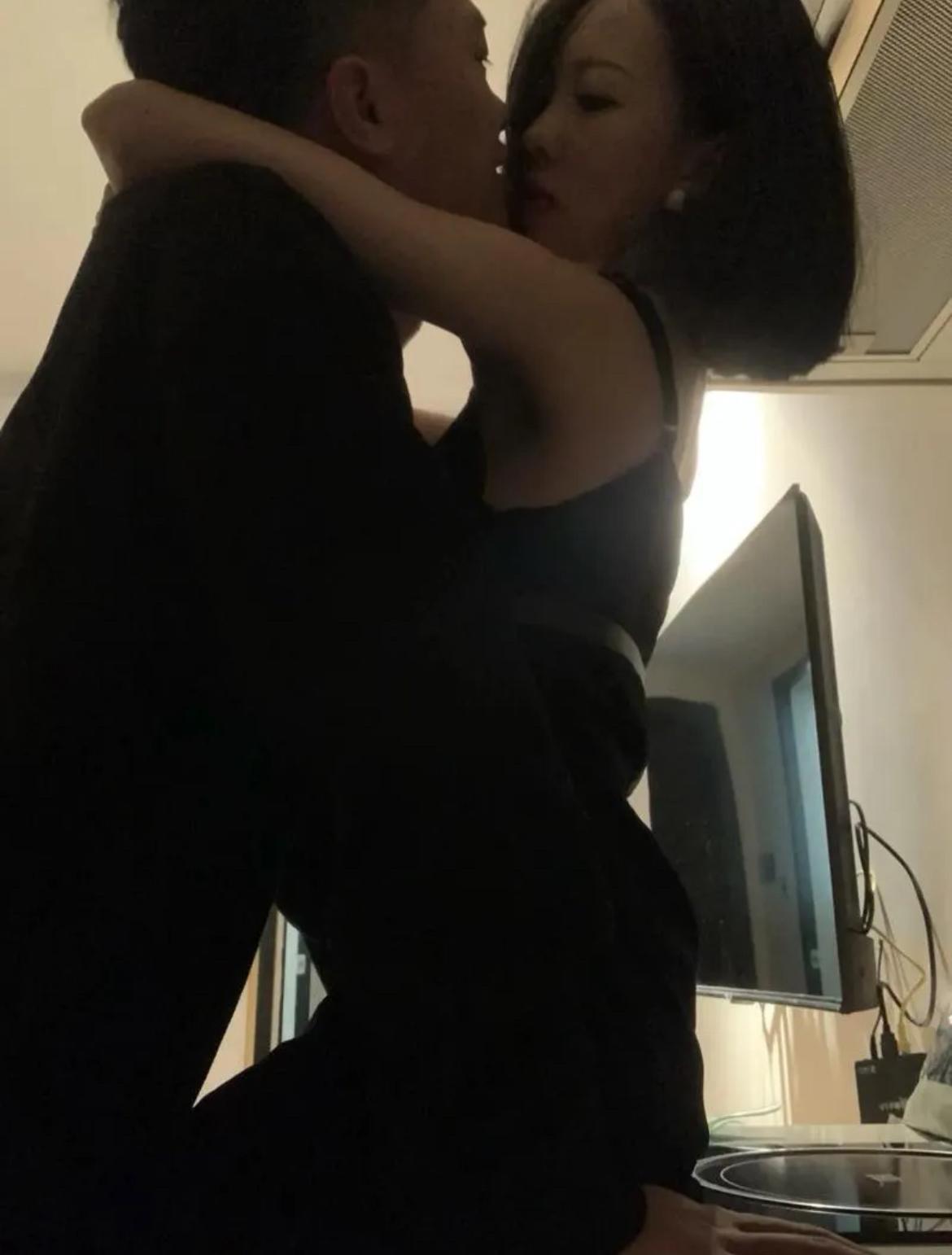 男人为什么不要在外面乱搞

我有一个朋友跟我说，她遇到一个老道士，跟她说，无论男