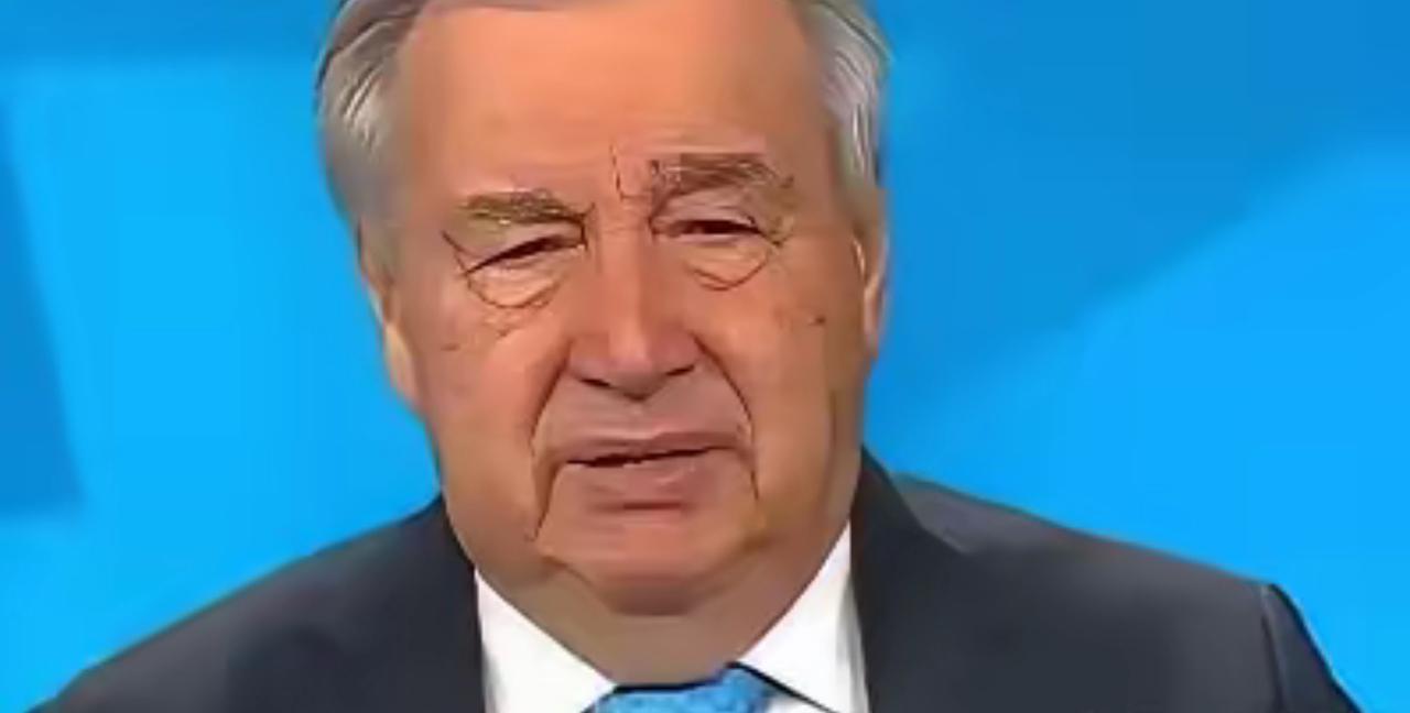 联合国突然掏出历史教科书，扉页上就写了一句话
​古特雷斯，这位联合国的掌门人，在