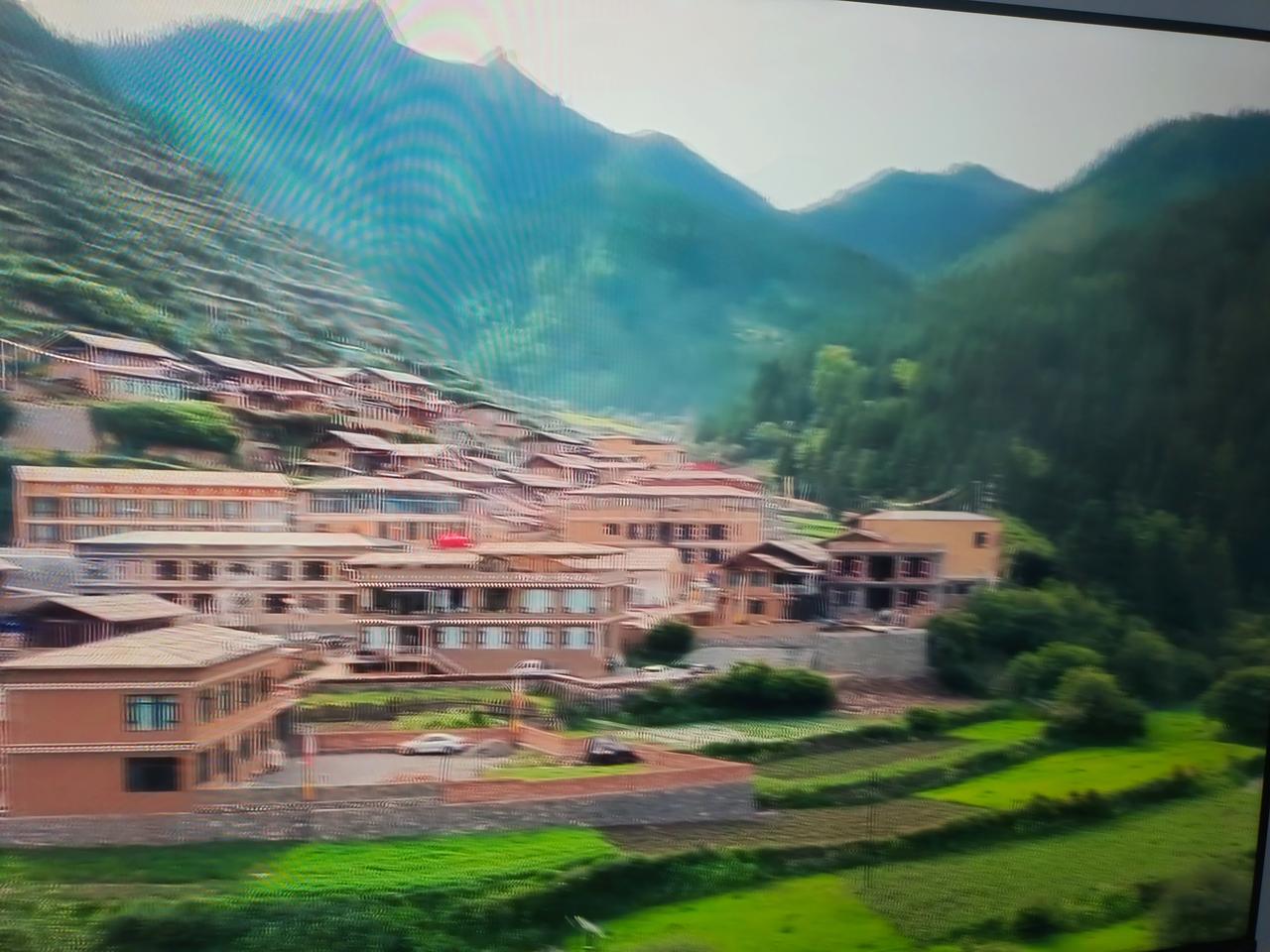 （原创）新的魔鬼词典
1、明天会更好。是一种画大饼的方式，永远在吊你的胃口，而永