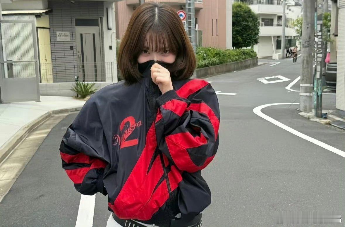 柳智敏衣服争议女爱豆穿衣自由哈  网友们倒是时关心上人家大选的事了[思考] ​​