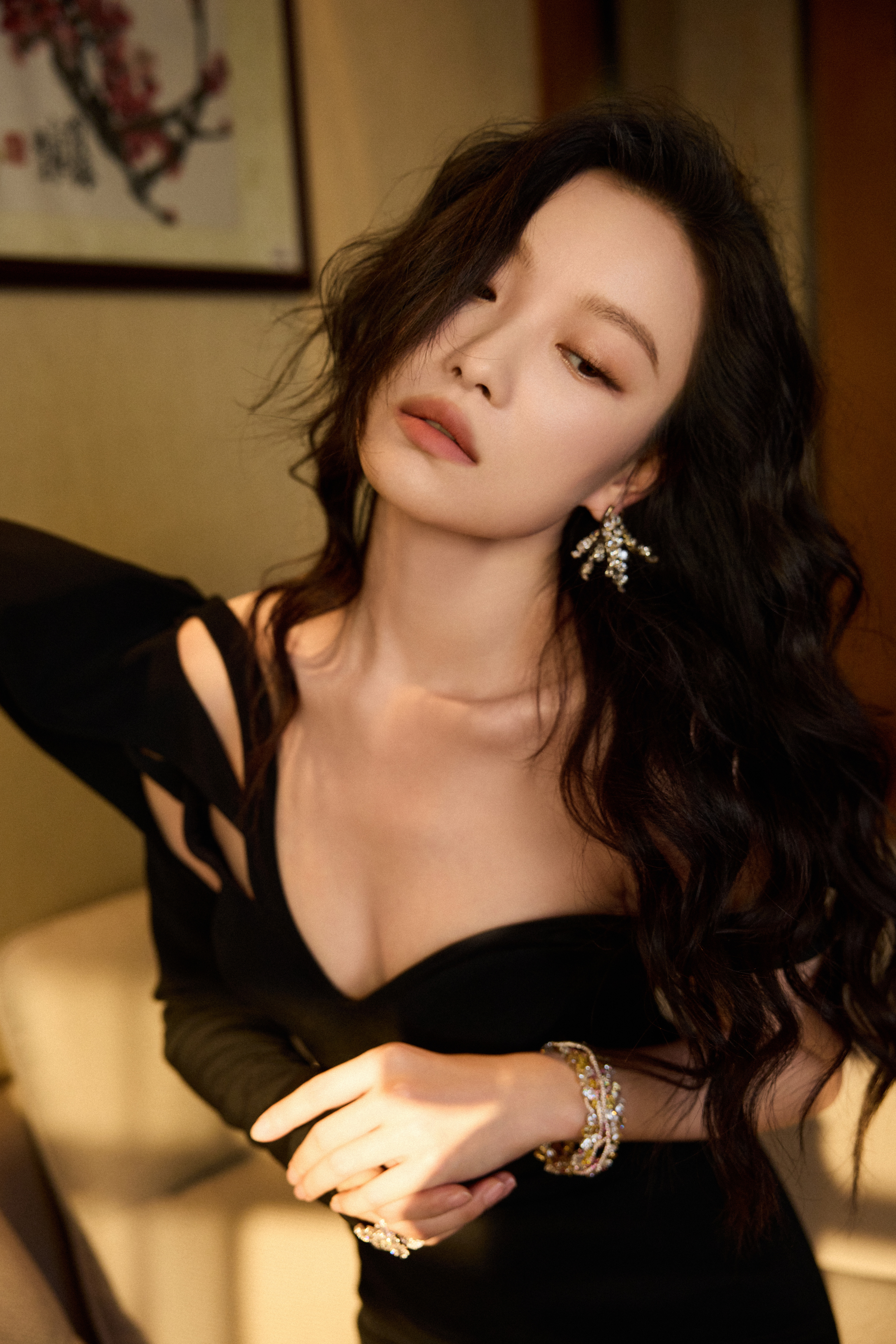 倪妮把清冷感和欲气同时刻进DNA了 ​​​