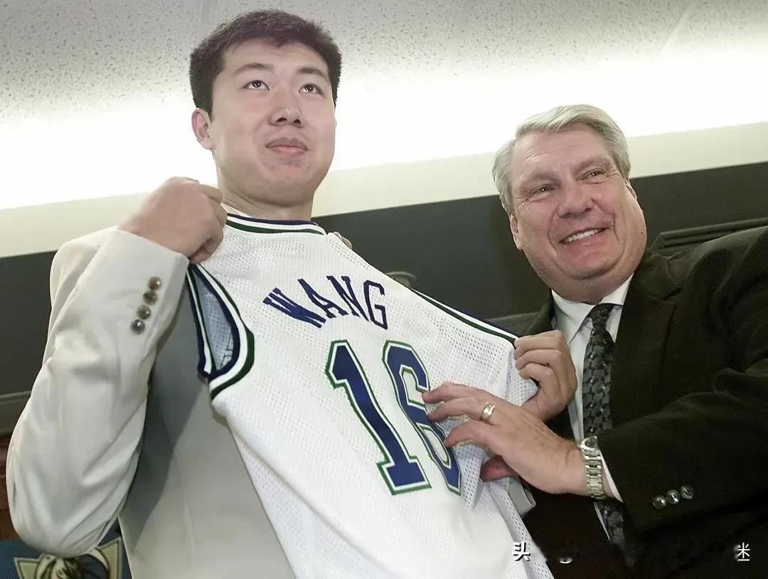 说实话如果王治郅再年轻20岁，现在加入NBA或许会成为一名超级球星。要比杨瀚森更