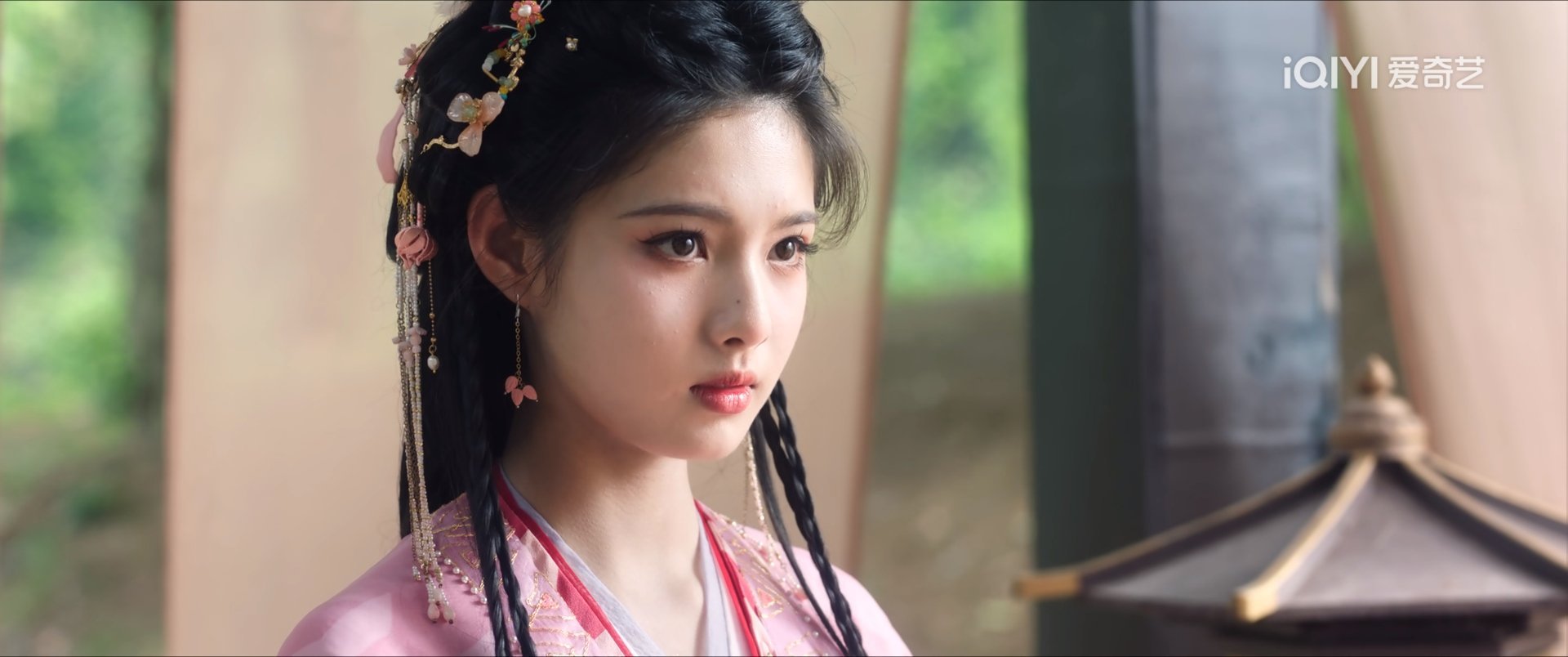 粉色这套剧里很美萌 