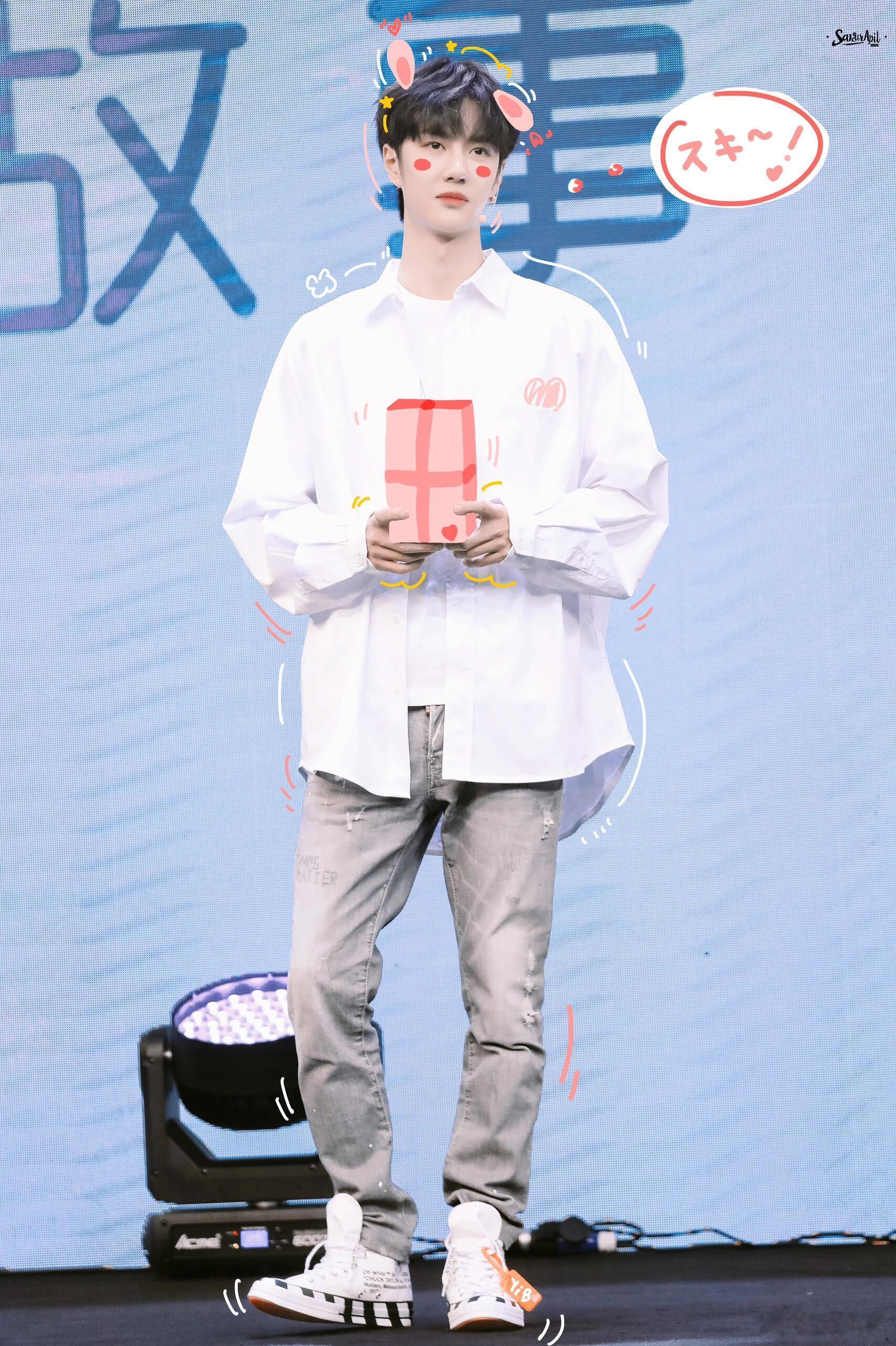 年下可爱修狗！吐舌头真犯规啊，谁家的➩ 🐰快来自己领走 博君一肖