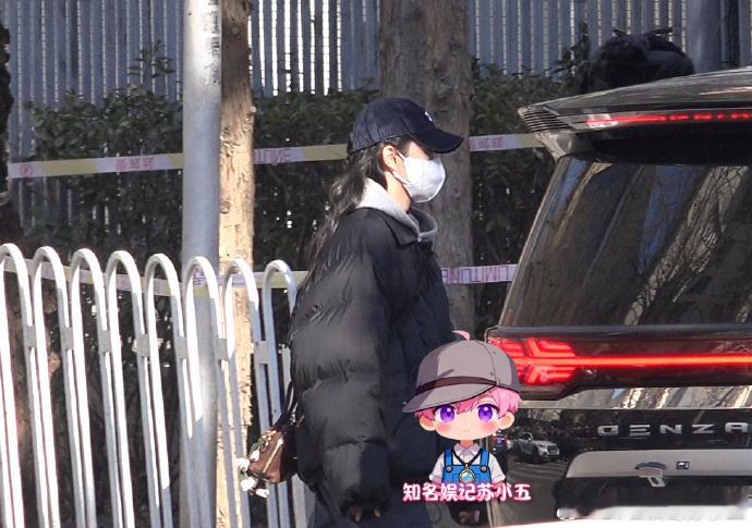 白鹿央视春晚彩排第四次联排 白鹿现身马年央视春晚第四次联排，期待！ 