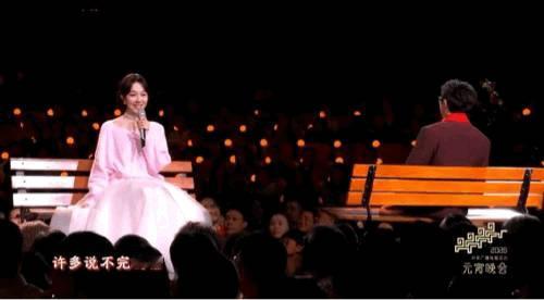 姜妍和毛不易合唱比上春晚还紧张 真诚的人就是不一样，姜妍分享和毛不易合唱趣事，太