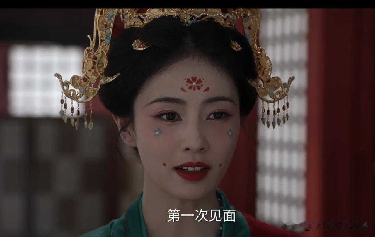 电视剧《莫离》一口气看完5集，剧情分享如下：

叶璃（白鹿饰）是尚书府叶家二房叶