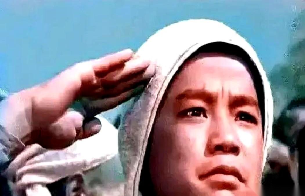 他演活了《小兵张嘎》里的“罗金保”，那个像山一样可靠的男人。可戏外，那个被他手把