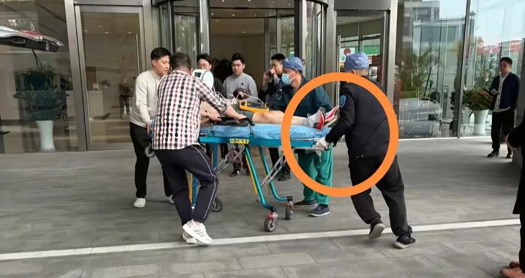 张雪峰：就是IP型公司的宿命？

张雪峰一个人打开了一个赛道，收尽了这个赛道的红