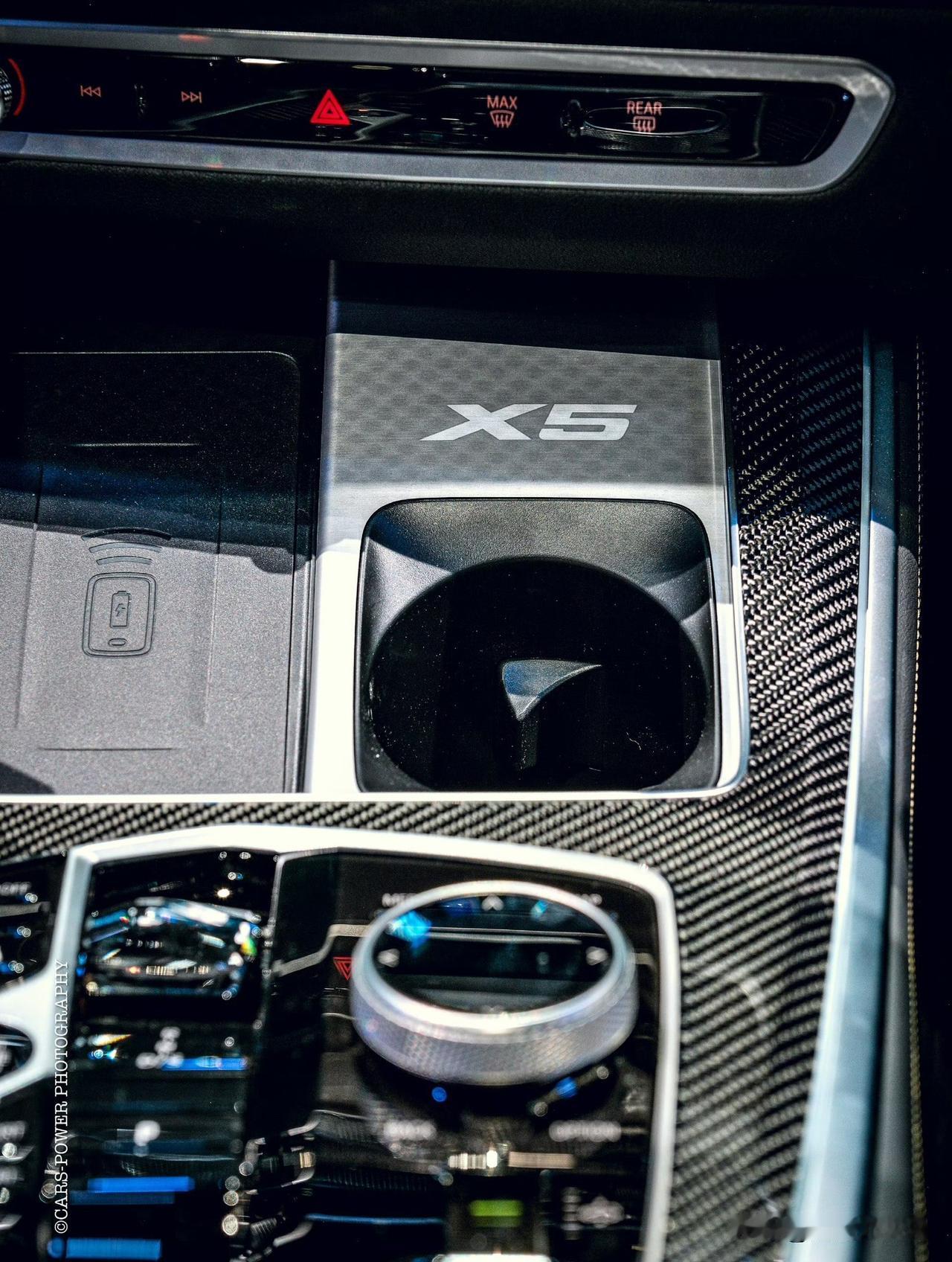 广州车展📷📷📷
普通人能够得着的最帅SUV[舔屏]没有之一！
2026款宝