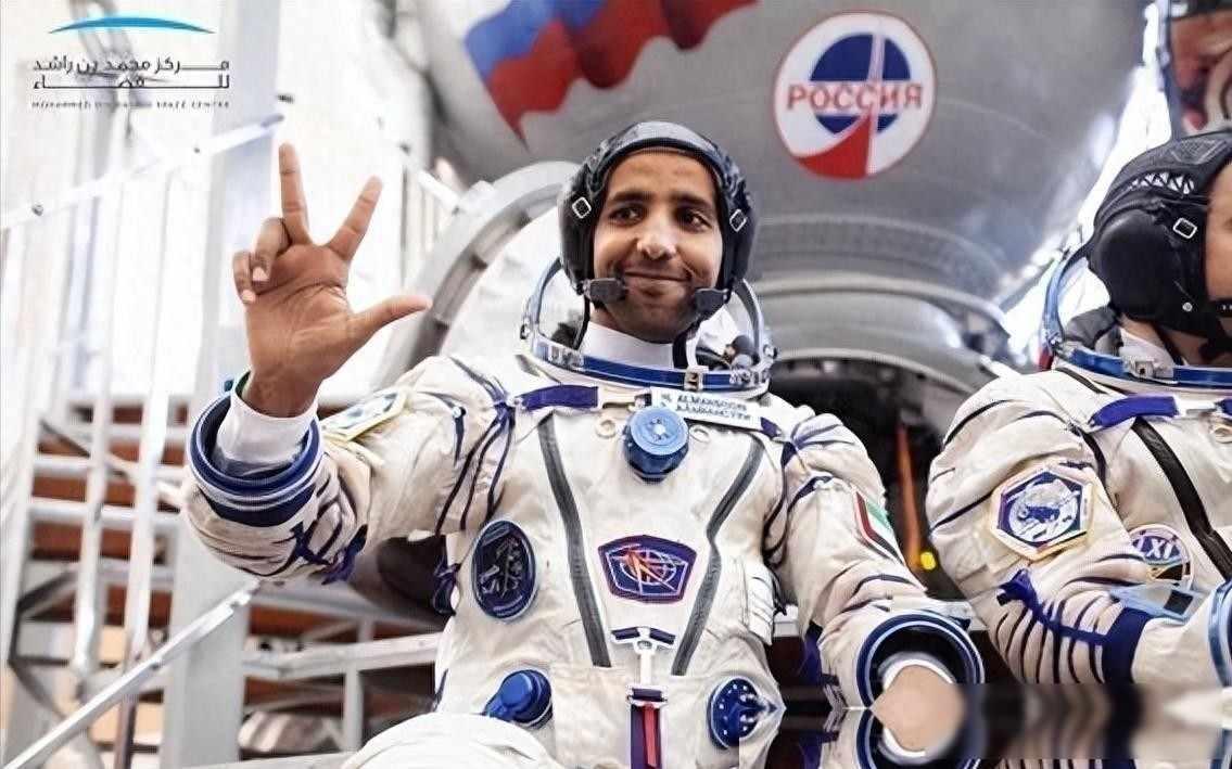 天宫空间站开门了，门外站着个巴基斯坦人，他可能很快就要进去

2026年4月24