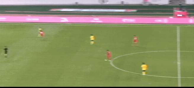 全运会女足决赛，香港教练陈婉婷带领的江苏女足最终爆冷1：0绝杀湖北女足，夺得全运