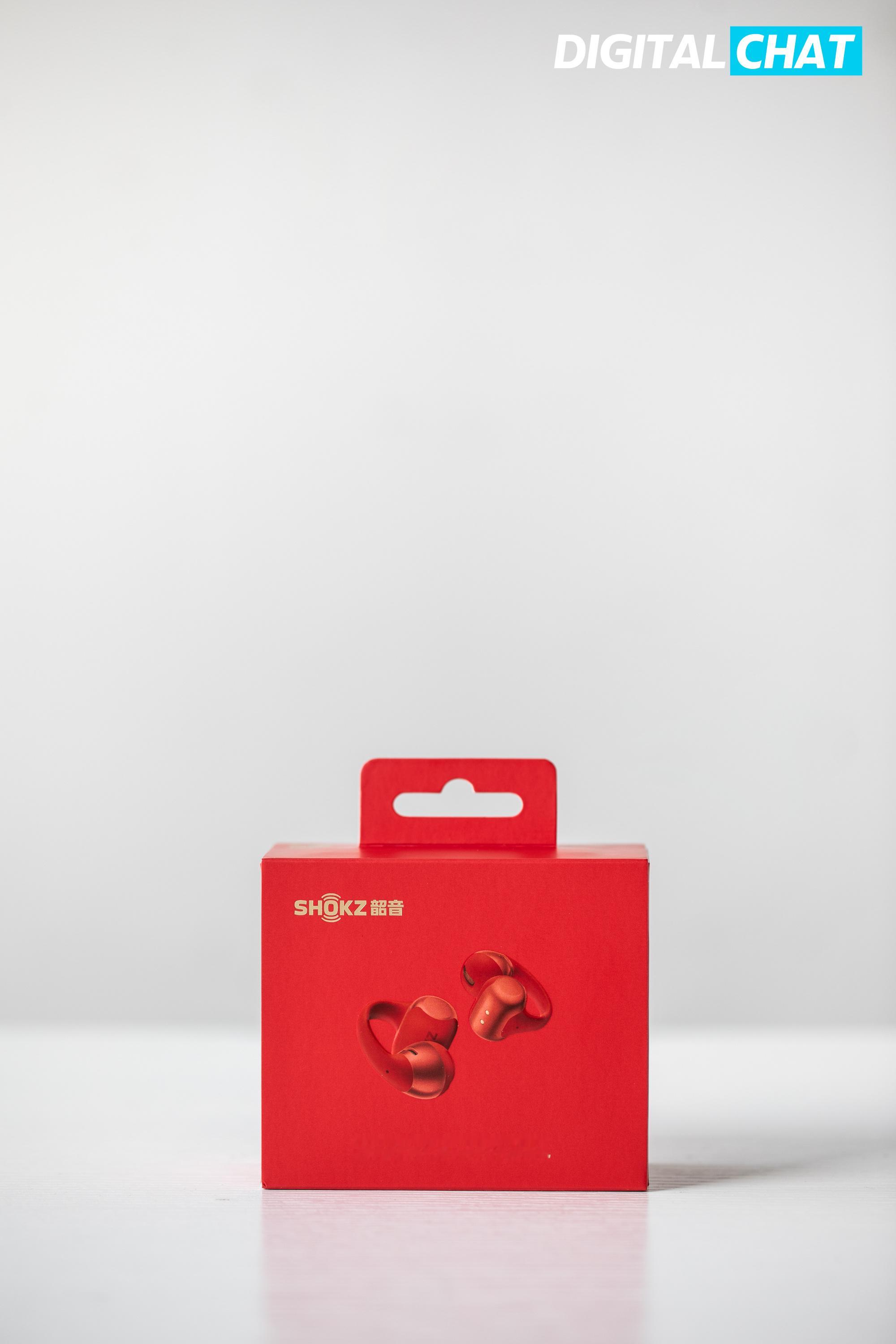 韶音OpenDots ONE出了一款赤霞珠配色，这个红色特别契合新年的喜庆氛围，