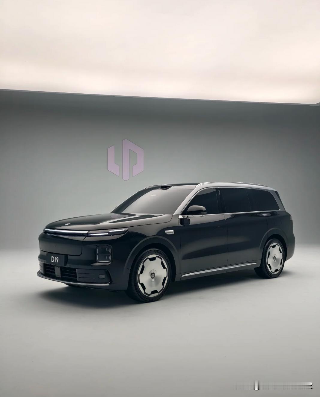 蔚来说增程的尽头是纯电，纯电的尽头是换电。
从带电量80度，800V快充的零跑D