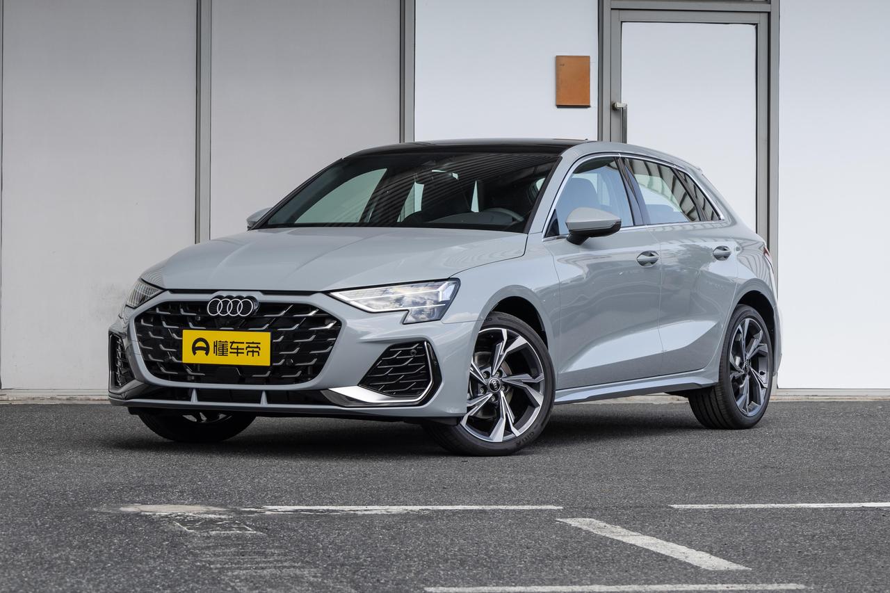 近日，一汽奥迪旗下紧凑型车—新款奥迪A3迎来正式上市，新车共推出4款车型，限时惊